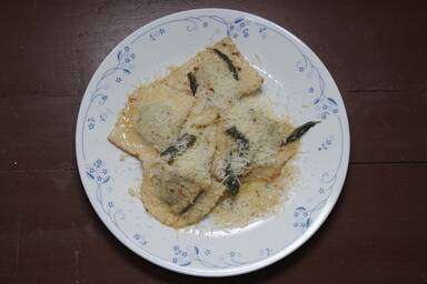 Tortelli verdi reggiani con ricotta e spinaci - Tortelli filled with ricotta and spinach