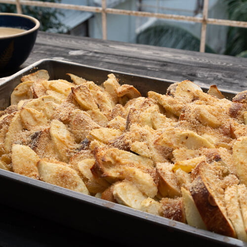 Ofenschlupfer fertig gebacken in der Auflaufform - Ofenschlupfer, finished baking, in the casserole